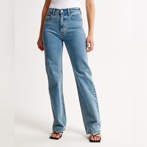 Abercrombie High Rise 90s Relaxed Jean